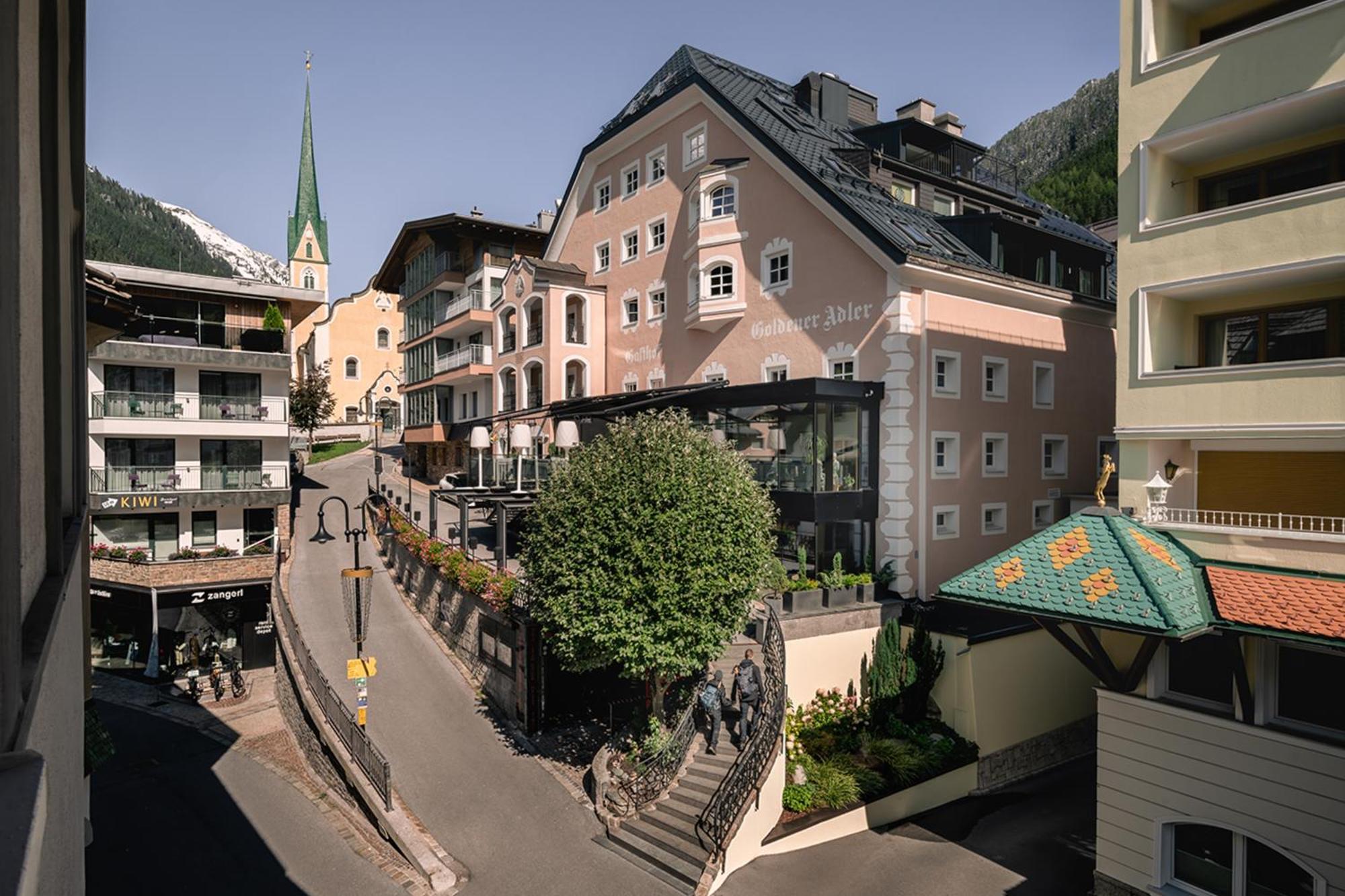 Hotel Goldener Adler - Im Sommer Silvretta Card Premium Inkludiert Ишгъл Екстериор снимка